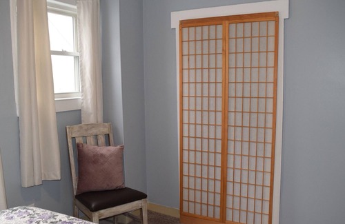 Littleton Apartment | Walk to town location, in one of the Top 10 Small Best towns in America!