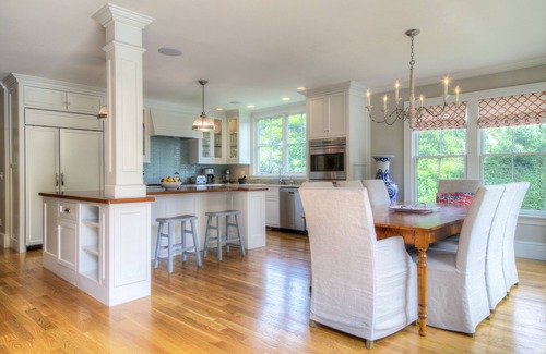 Bellevue Avenue Historic District House | Walk to trendy Downtown, Cliff Walk, Tennis Hall of Fame, Bellevue Avenue