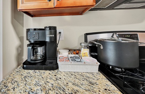 Princeton Apartment | WALK to University/FREE Parking Princeton Getaway