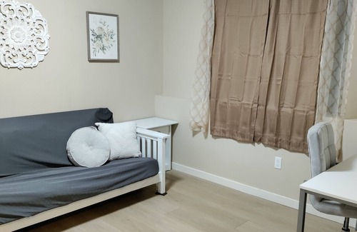 North Spokane House | Walk to Whitworth University,close to park, new Pickleball courts, and shopping