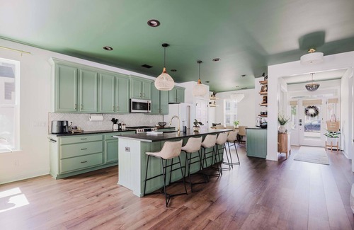 Bluffton House | Walk2OldTown! Luxury Home + Carriage House