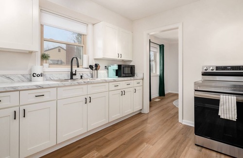Grove City Apartment | Walkability to Charming Downtown Grove City