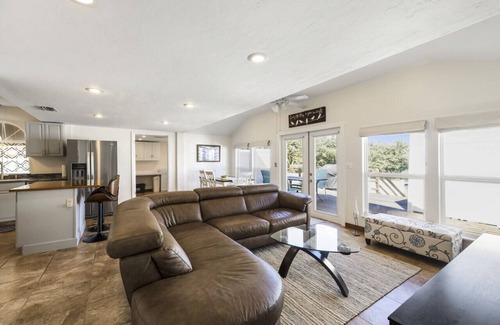 Cedar Key House | Walkable bayside home with private dock and large outdoor living area