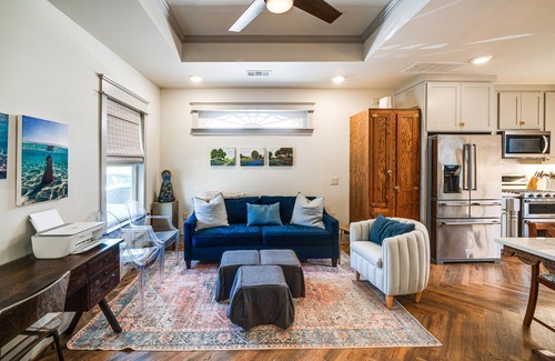 Lower Greenville House | Walkable Dallas Bungalow: 4 Mi to Downtown