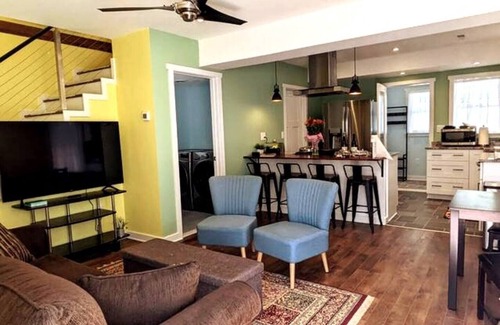 Bryant Cottage | Walkable Elmwood Cottage, No Chores 2Bath 2BR 2Car
