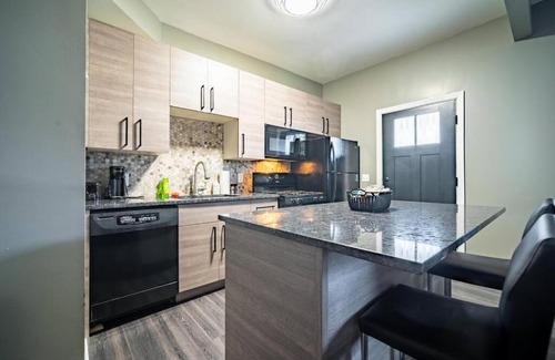 Little Italy Apartment | Walkable Gem in Little Italy