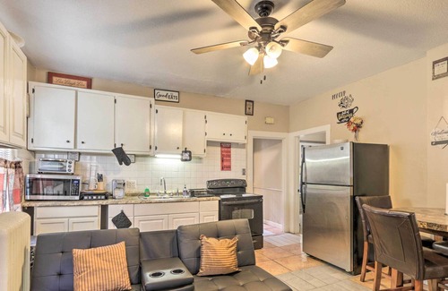 Hartford Apartment | Walkable Hartford Apt Near Convention Center!