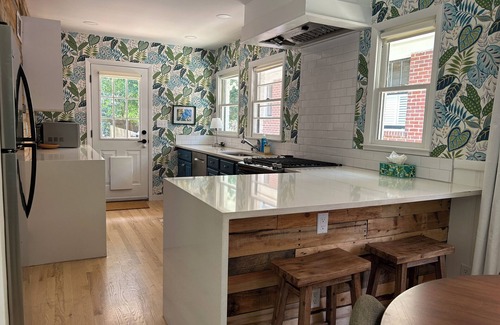 Edgewood House | Walkable neighborhood! The Sun House - Entire home to yourself