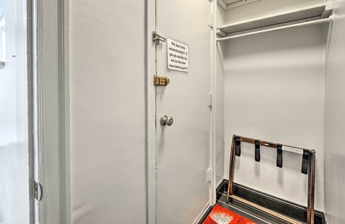 Passyunk Square Apartment | Walkable Philly Crash Pad in Coveted Passyunk!