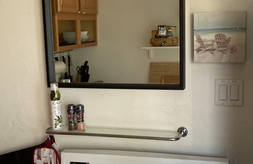 South Oceanside Cottage | Walkable - So Oceanside Gem