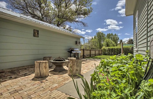 Ten Sleep House | Walkable Ten Sleep House with Patio and Sunroom!