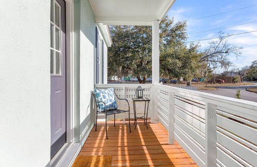North Charleston House | Walkable to all things Park Circle!