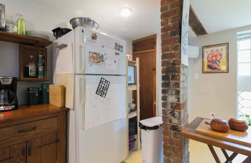 Shockoe Bottom Apartment | Walkable to downtown and MCV