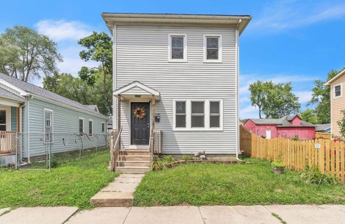 West Central House | Walkable to Downtown Ft Wayne
