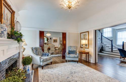 Zelienople House | Walkable Zelienople Home with Patio and Grill!