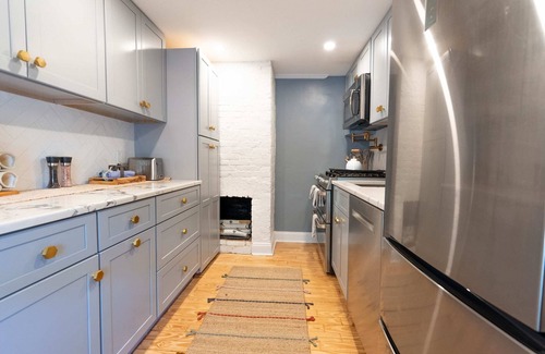 Washington Square West House | Walkers Paradise 3BR Trinity Heart of Philly!