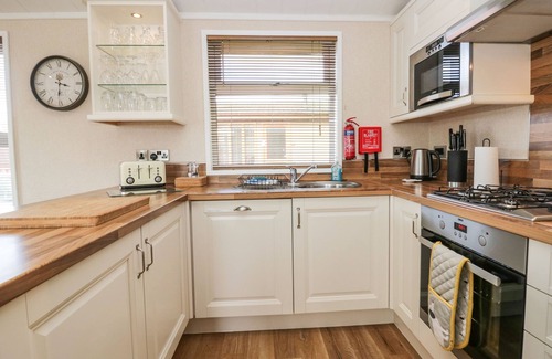 South Lakeland Leisure Village Cottage | Walkers Rest