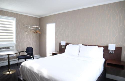 Walkerton Hotel | Walkerton Inn Motel