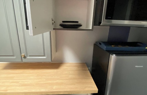 Niagara Falls House | Walking Distance to Falls Free parking & cleaning