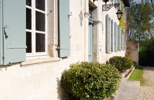 Saint-Romain House | Walking distance to Aubeterre - Gorgeous Country Manor for families, heated pool