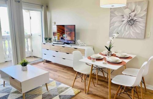 Florida Center Apartment | Walking Distance from Universal One Bedroom Resort