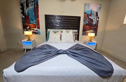 Houston Apartment | Walking Distance Galleria Condo 2BR 2BA Pool
