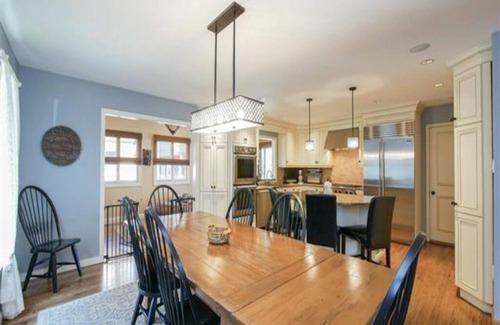 Margate City House | Walking distance to beach, JCC, tennis, court, docks, ball fields
