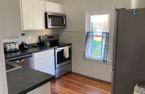 Pemaquid Beach House | Walking Distance to 2 Beaches, Sleeps 12