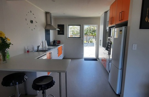 Mangawhai House | Walking distance to cafes and restaurants