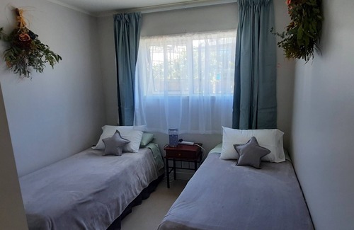 Mangawhai House | Walking distance to cafes and restaurants