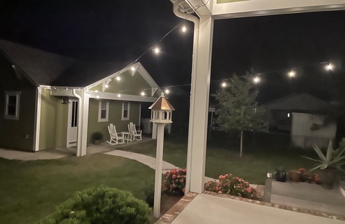 Morehead City House | Walking distance to Downtown Beaufort, NC. Short drive to several beaches.