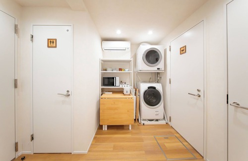 Sumida House | Walking distance to Sensoji Temple and Skytree｜Modern Japanese style house｜Family/Group