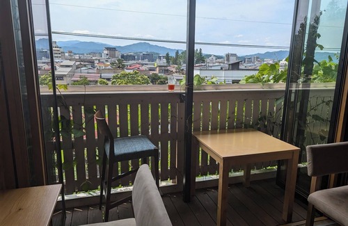 Hida Takayama Onsen House | Walking distance to Takayama city150m2 traditiona / Takayama Gifu