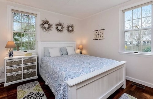 North Falmouth House | Walking distance to the Beach! Cottage with A/C, backyard patio, outdoor shower