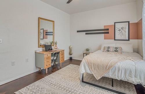 Las Cruces House | Walking distance to Downtown San Pedro Home 2 bed 1 bath!
