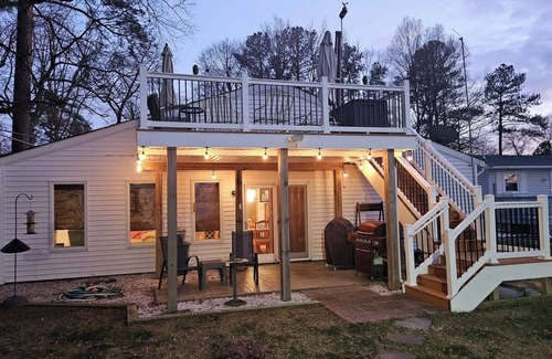 North Beach House | Walking distance to Herrington on the Bay! Home with views of the Chesapeake Bay