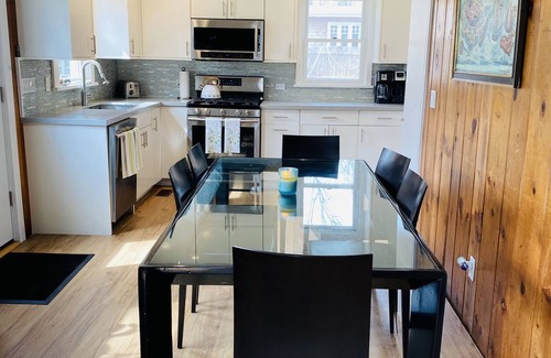 Noyack House | Walking distance to Circle Beach