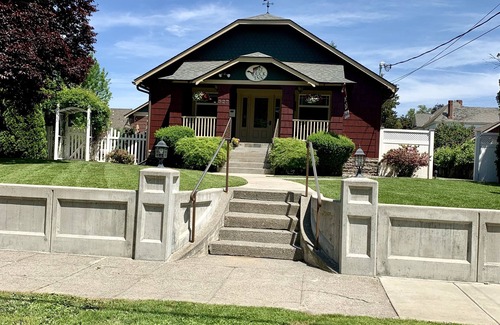 Walla Walla House | Walking distance to downtown Walla Walla - Fat Duck Inn