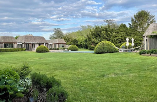 Sagaponack House | Walking Distance Town Line Beach - One Week Left - Last Week of August to LD