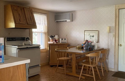 Alexandria Bay House | Walking distance to Main St in Abay! On The river 5 slips openn