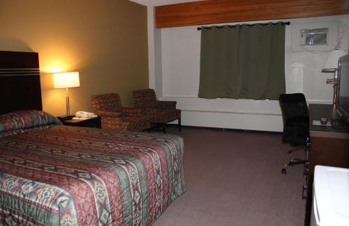 Rocky Mountain House Hotel | Walking Eagle Inn & Lodge