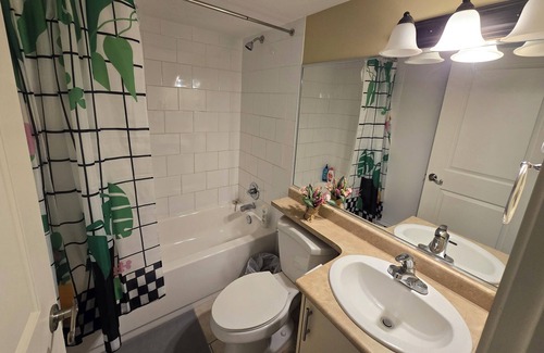 Willoughby Villa | walkout suite in willoughby