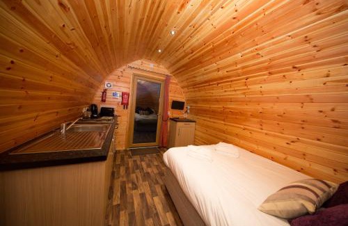 East Huntspill Cabin | Wall Eden Farm - Luxury Log Cabins and Glamping