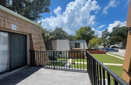 Port Orange House | Wall Street Retreat - Modern , Luxury, Near Beach!