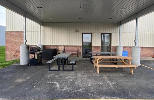 Wallaceburg Hotel | wallaceburg inn