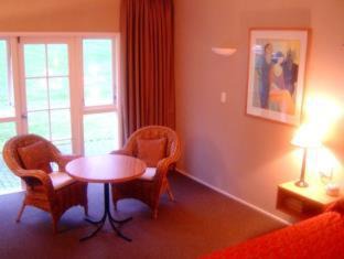 Wallaceville Hotel | Wallaceville Motor Lodge