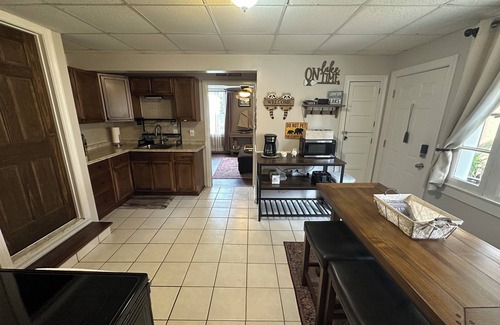 White Mills Apartment | Wallenpaupack Suite at Hawley Riverside Haven 1/2 block from downtown Main Ave!