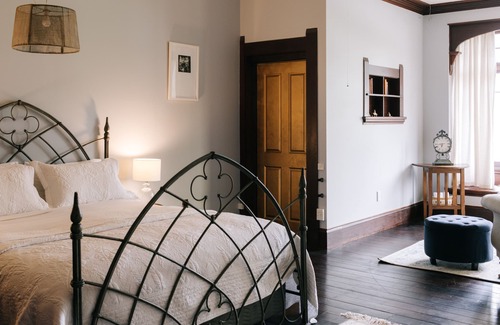 Wallingford House | Wallingford Homestead