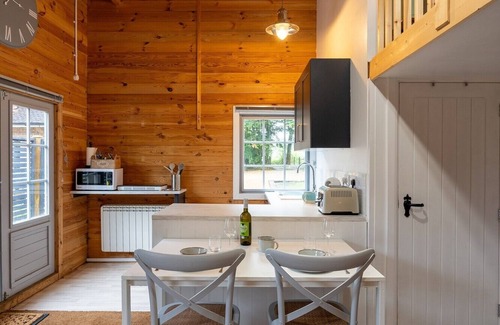 Barns Green Cabin | Walliswood Lodge - Rural Retreat - Newly converted, Wood Burner, Air Con, wi-fi
