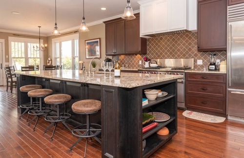 Petoskey House | 🏖Walloon Lakefront-Million Dollar Sunsets-Game Room-Fire Pit-Pets Welcome!🏖